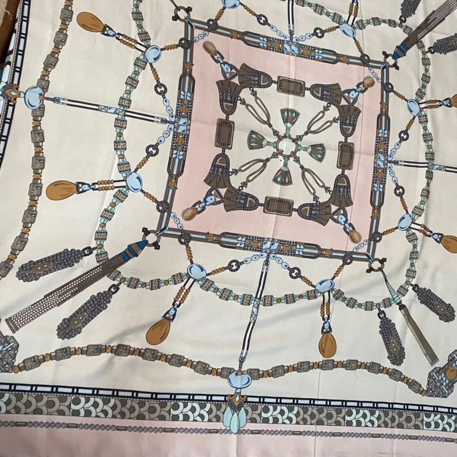 روسری قواره بزرگ