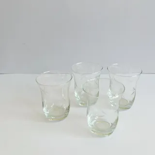 4 عدد استکان کمر باریک