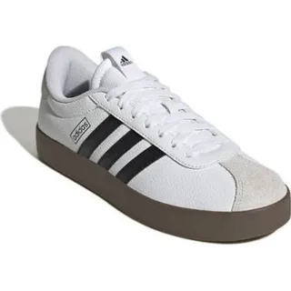 کتونی Adidas
