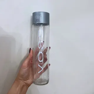 بطری آب voss