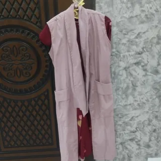 وست زنانه
