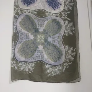 روسری سبز
