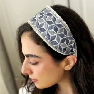 تل اسکارف