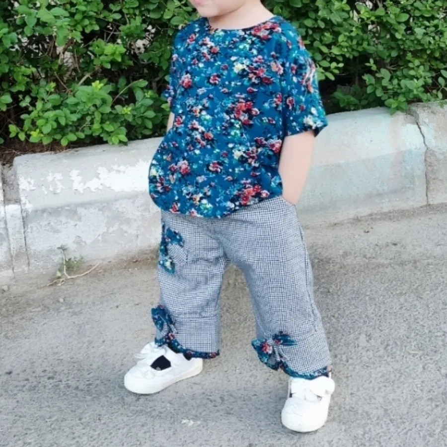 لباس و شلوار بچگانه