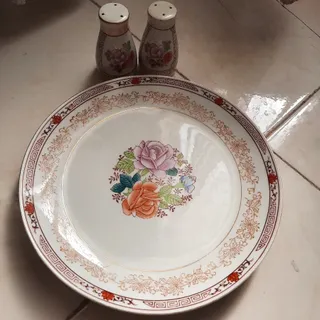 بشقاب قدیمی