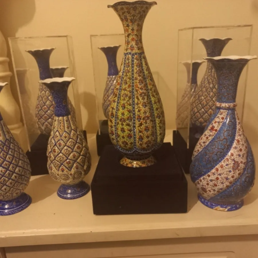 گلدان مینا کاری در جه یک