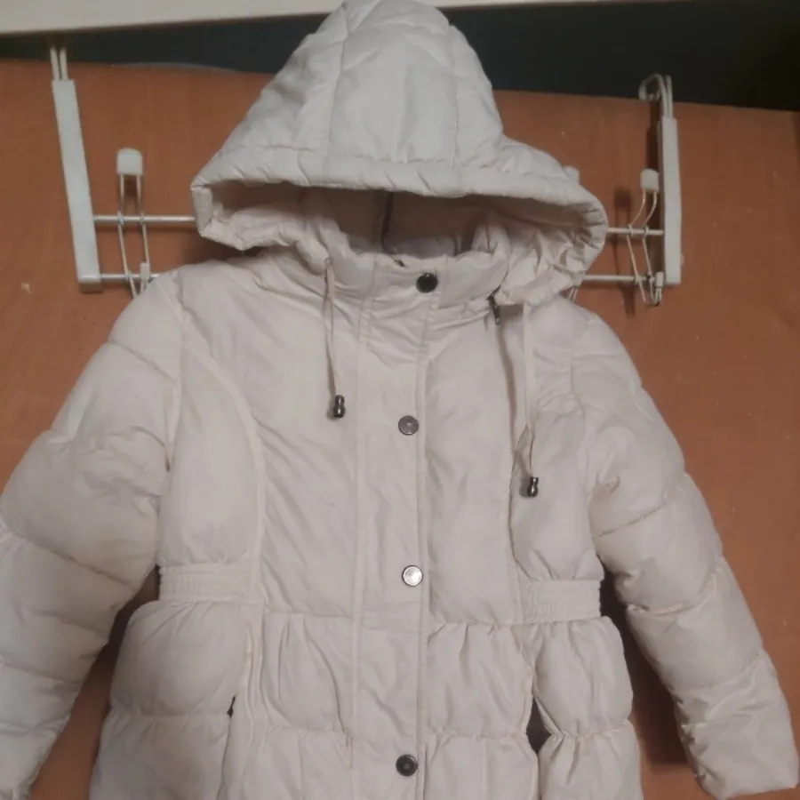کودک و سیسمونی