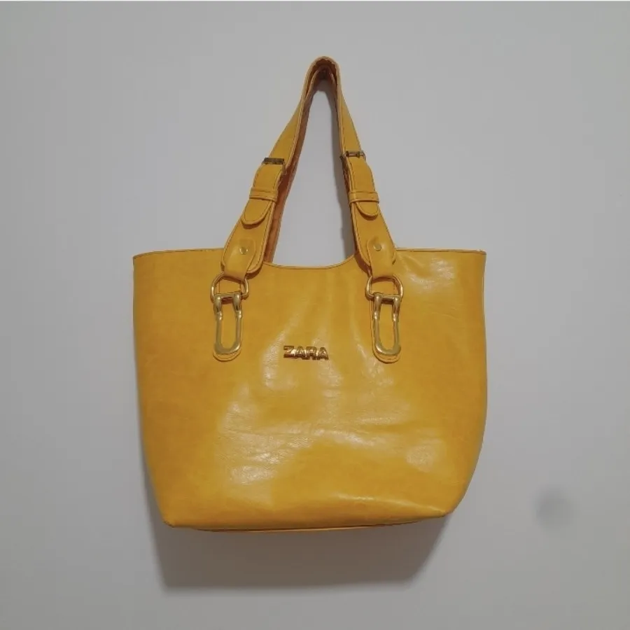 کیف زرد زارا