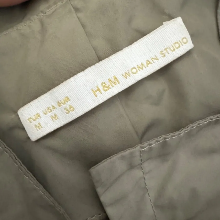 بارونی برند H&M