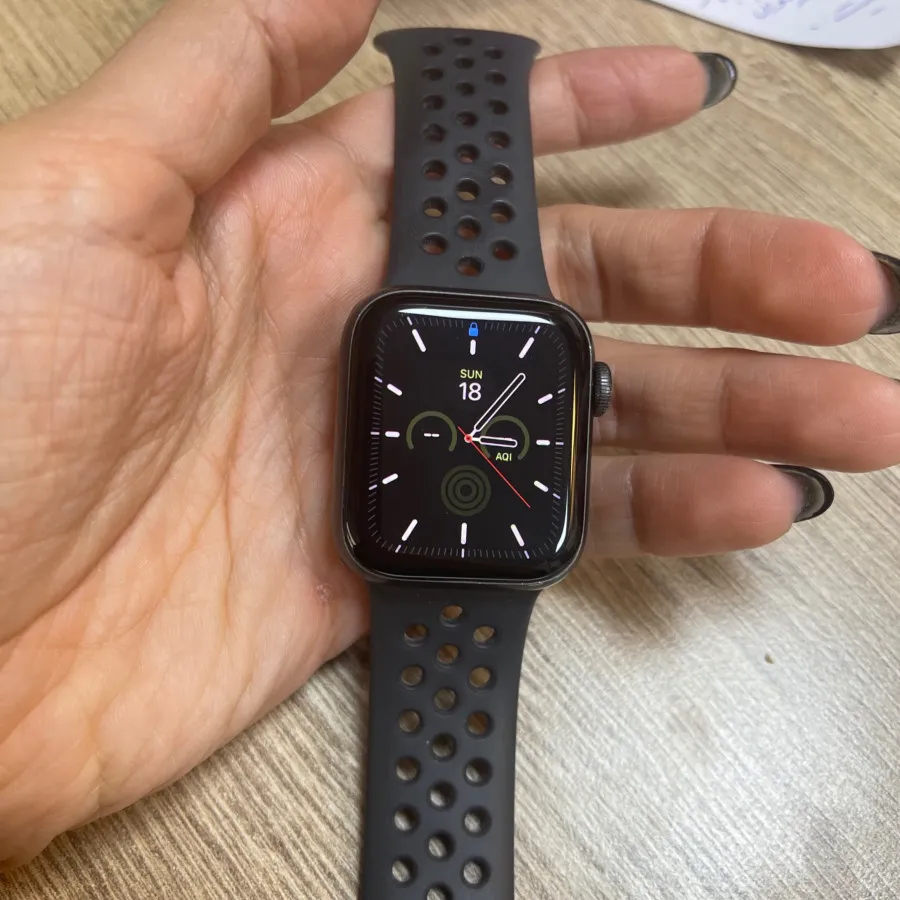 اپل واچ se40
