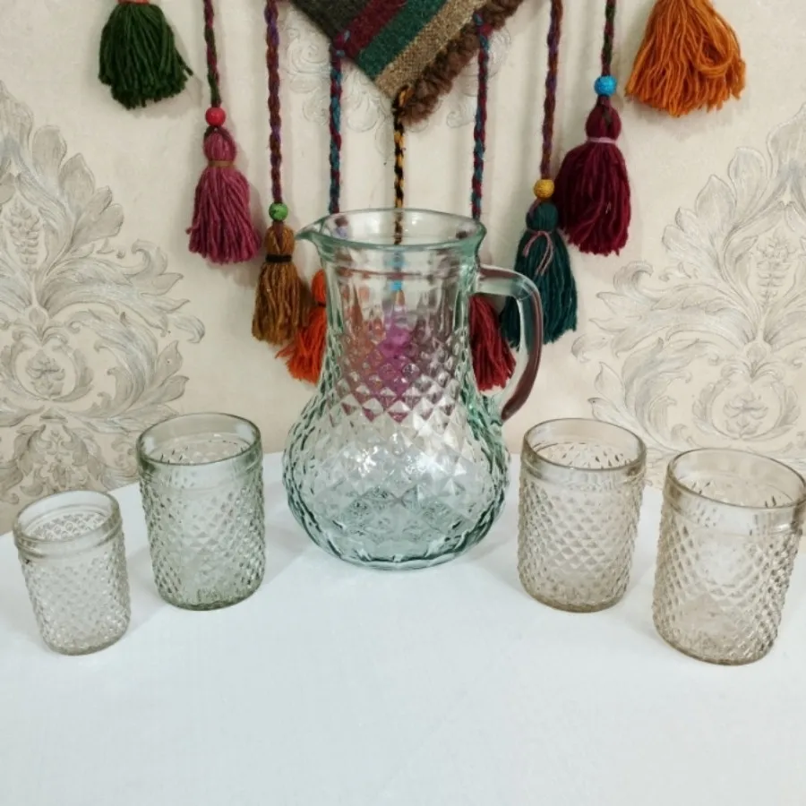 پارچ و لیوان خشتی