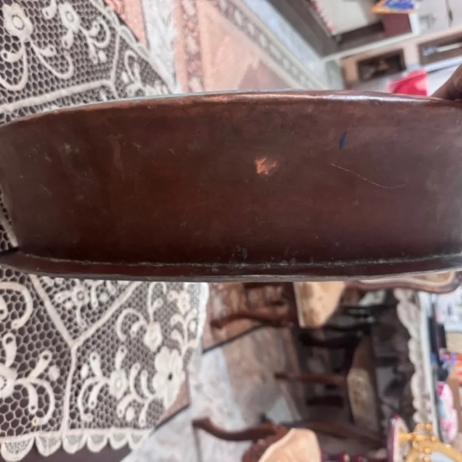 ظرف  بزرگ مسی  قدیمی
