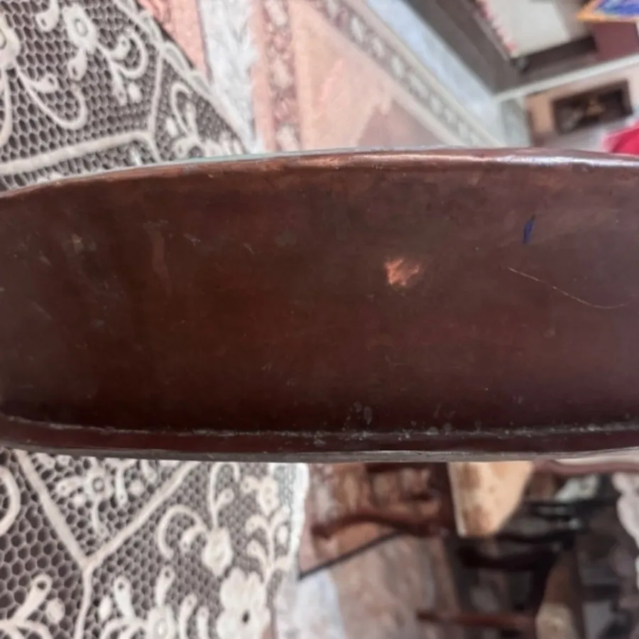 ظرف  بزرگ مسی  قدیمی