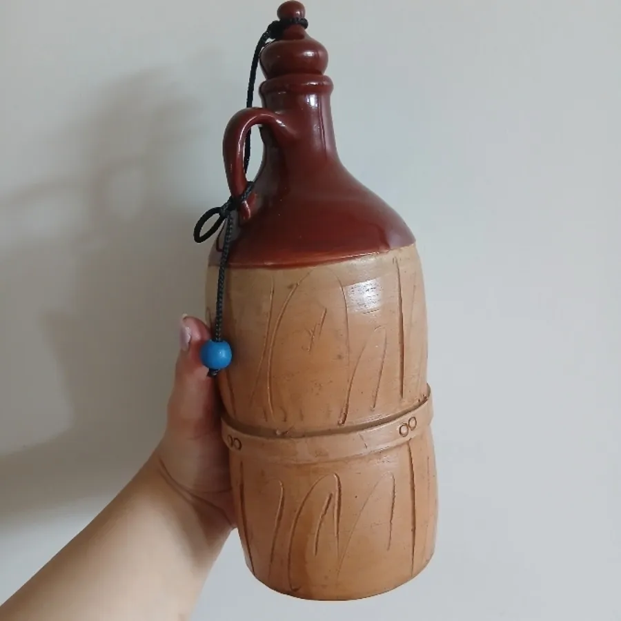 بطری سفالی