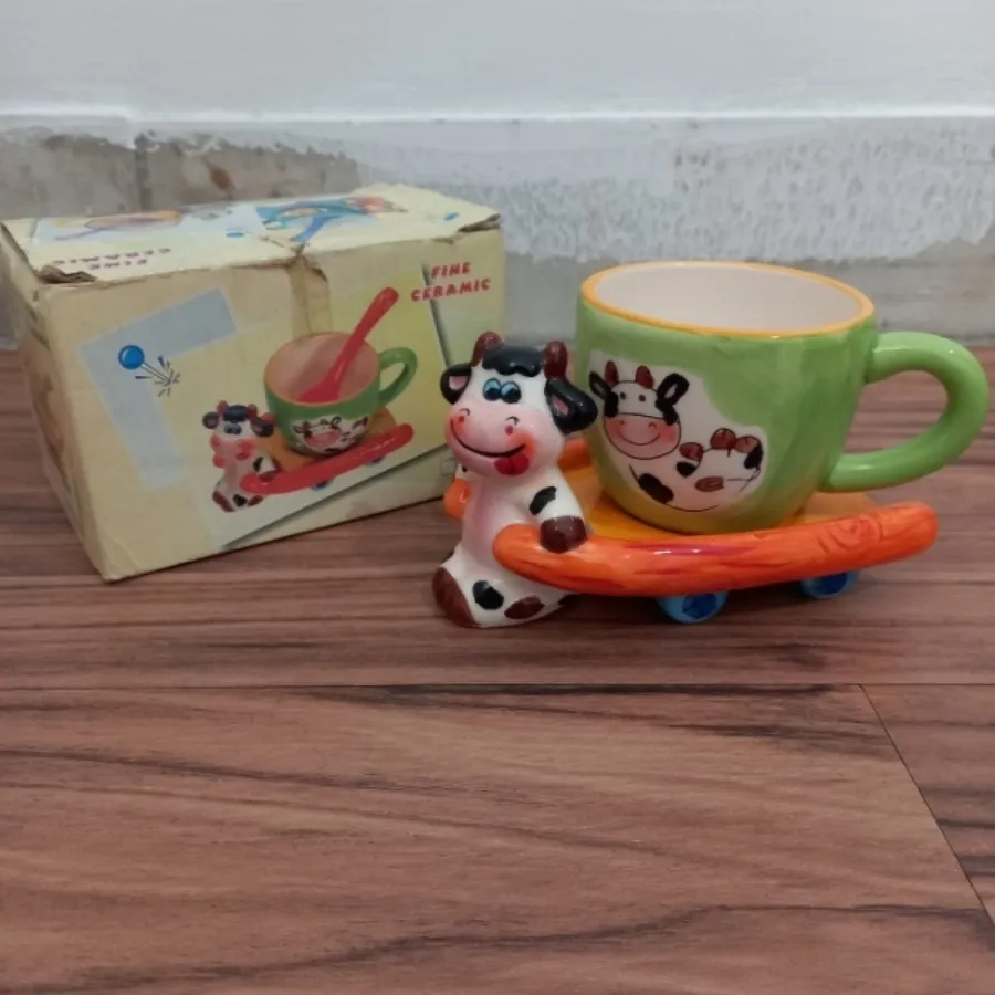 ظرف غذا بچه طرح گاو
