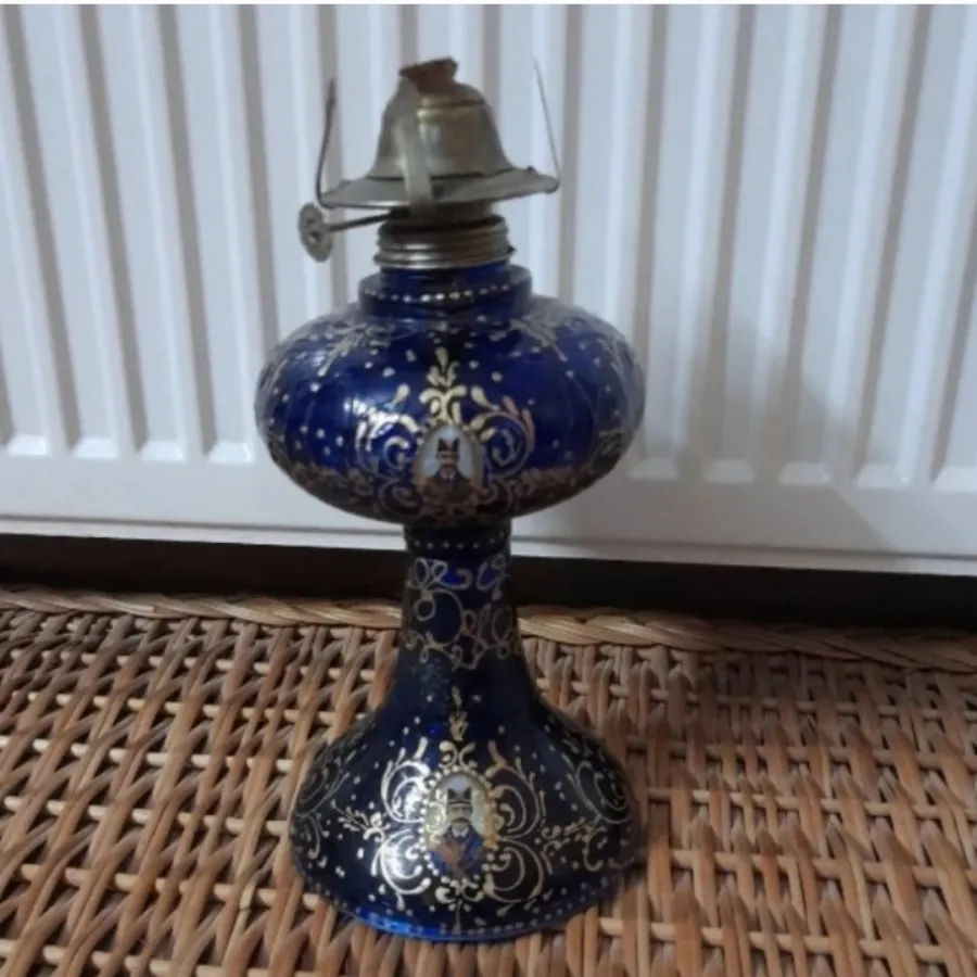چراغ گرسوز قدیمی