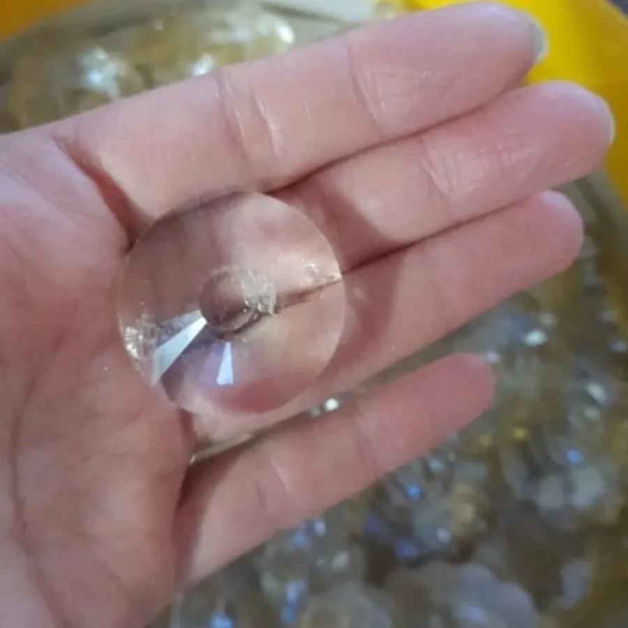 آویز لوستر