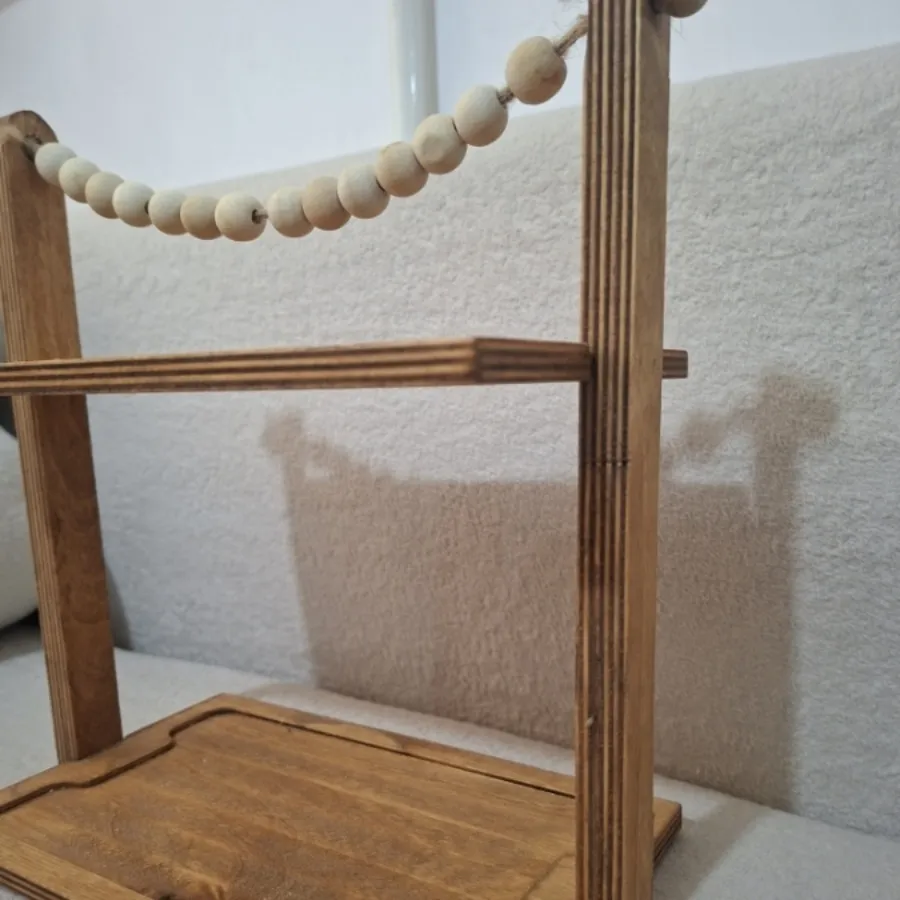 شیرینی خوری چوبی