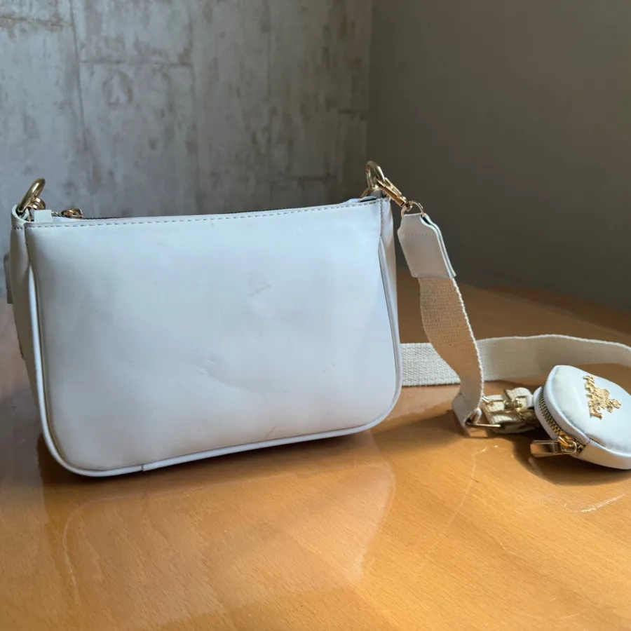 کیف prada چرم