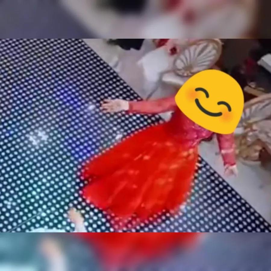 لباس شب قرمز