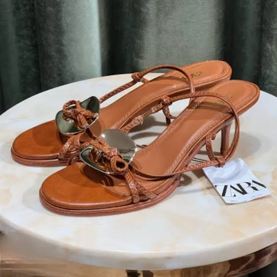 صندل ZARA