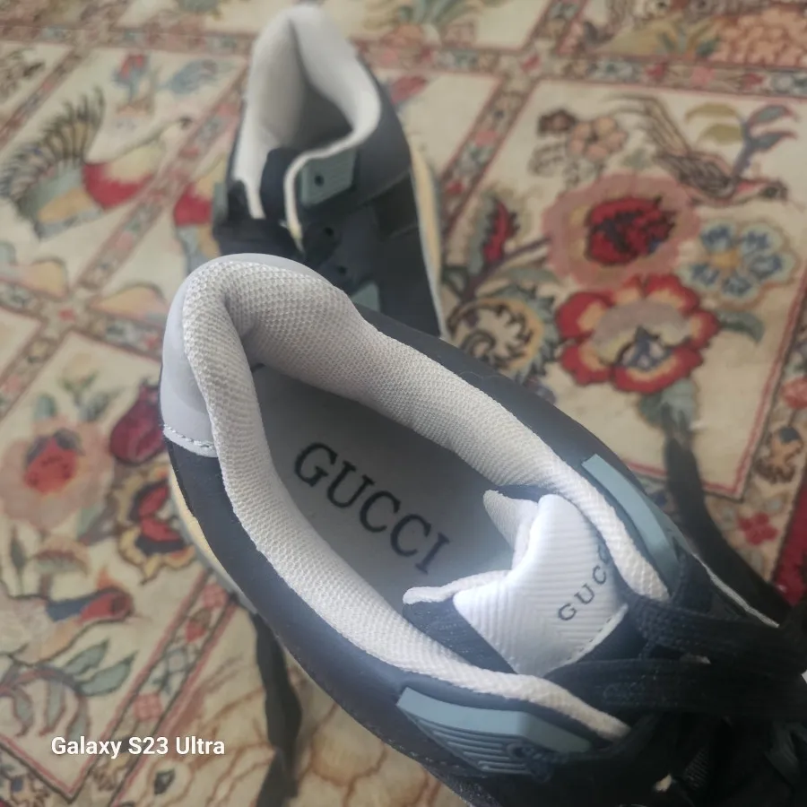 برند Guess
