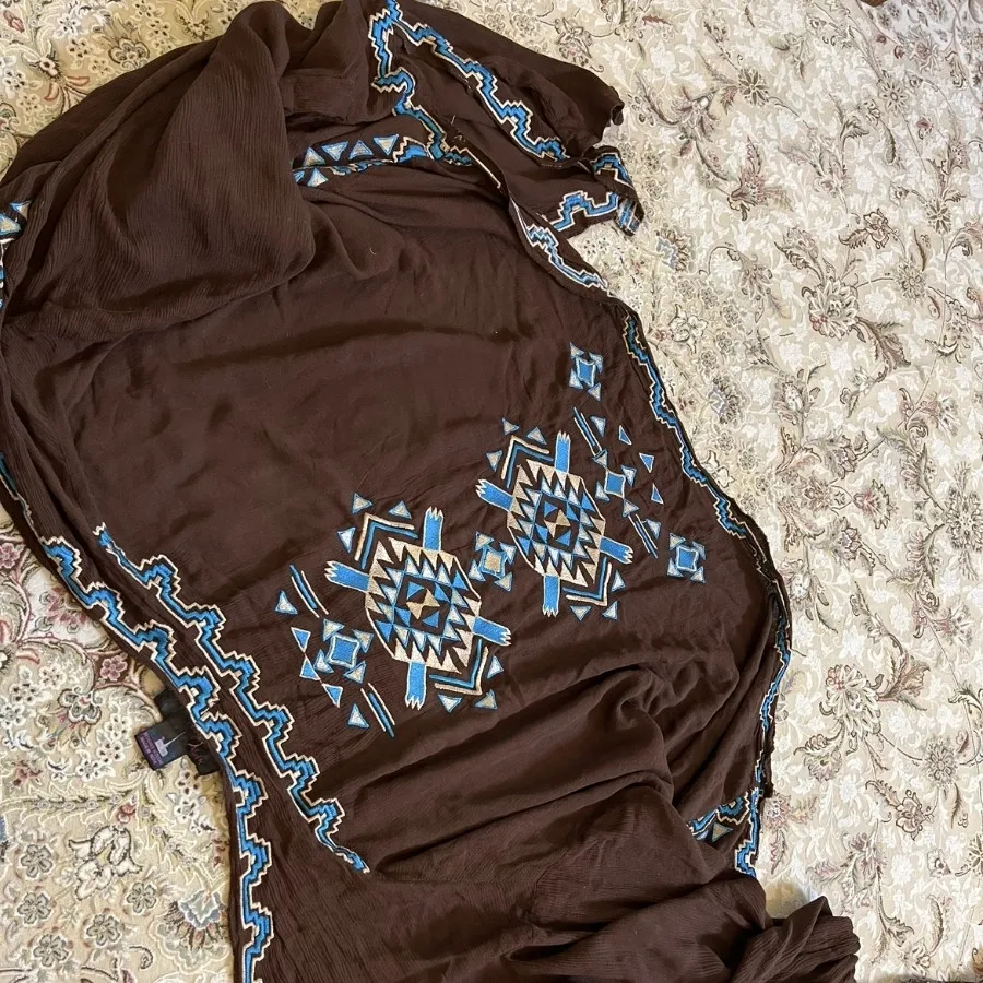 رو لباسی رو مانتویی شومیز