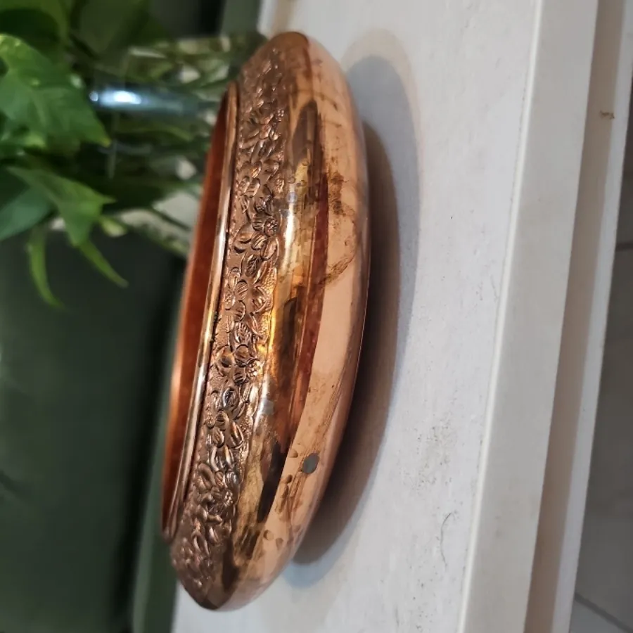 ظرف مسی تخت