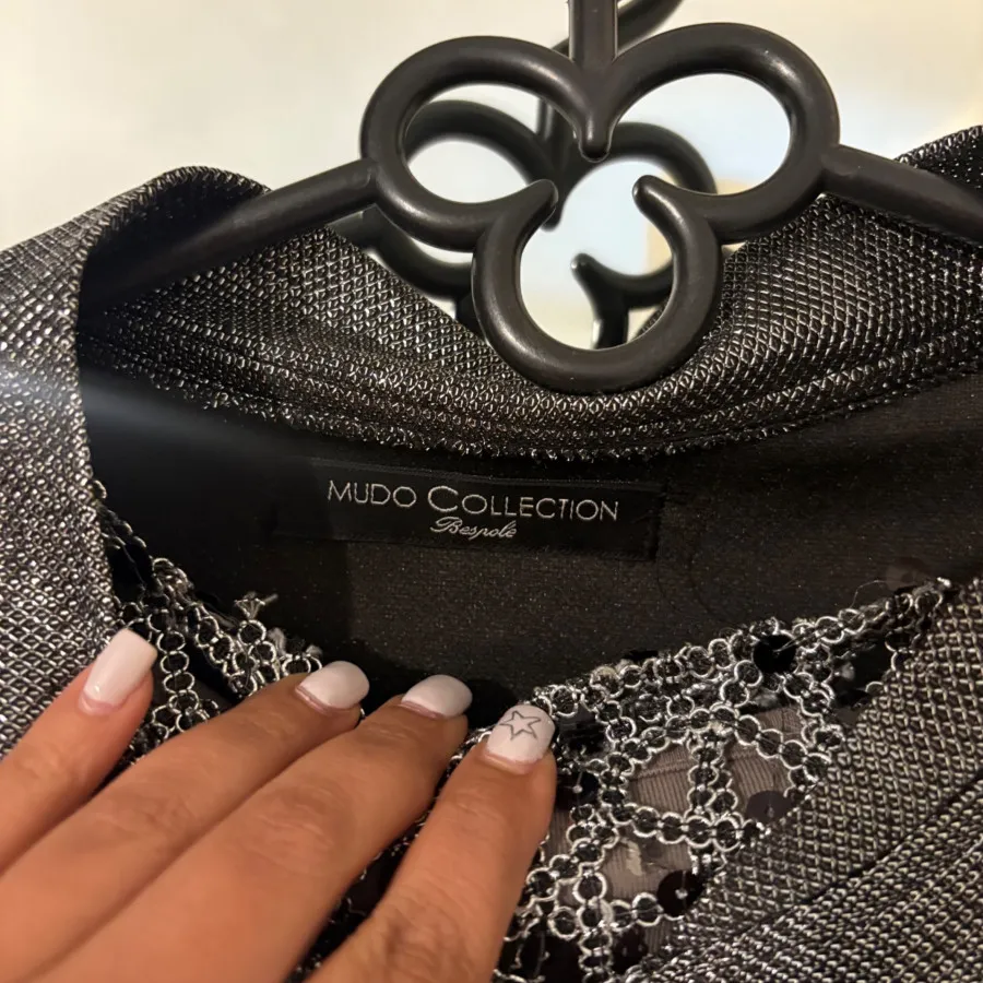 رویی شایندار