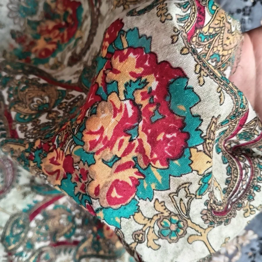 روسری بزرگ