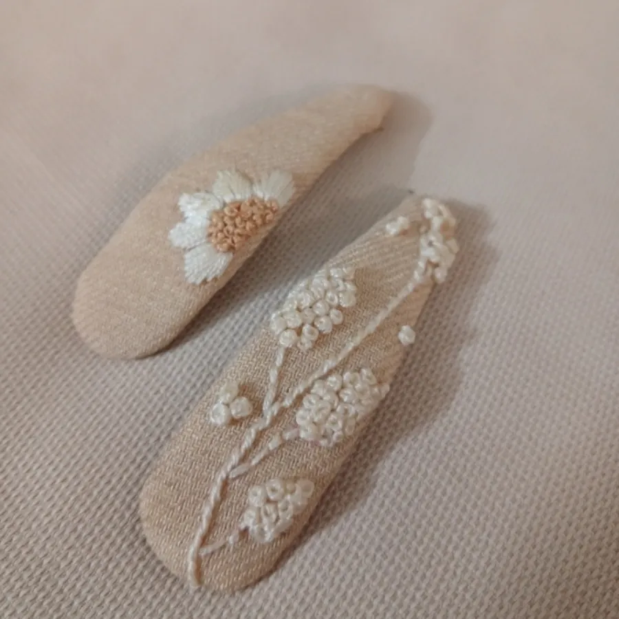 گیره تق تقی بابونه