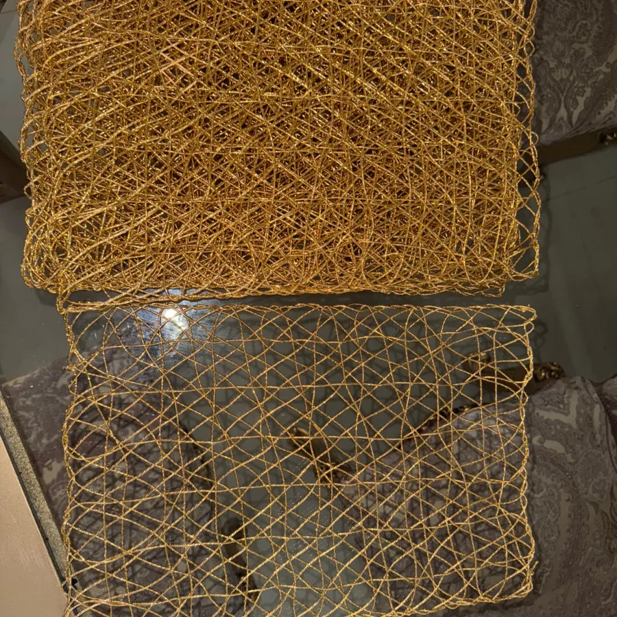 زیر بشقابی
