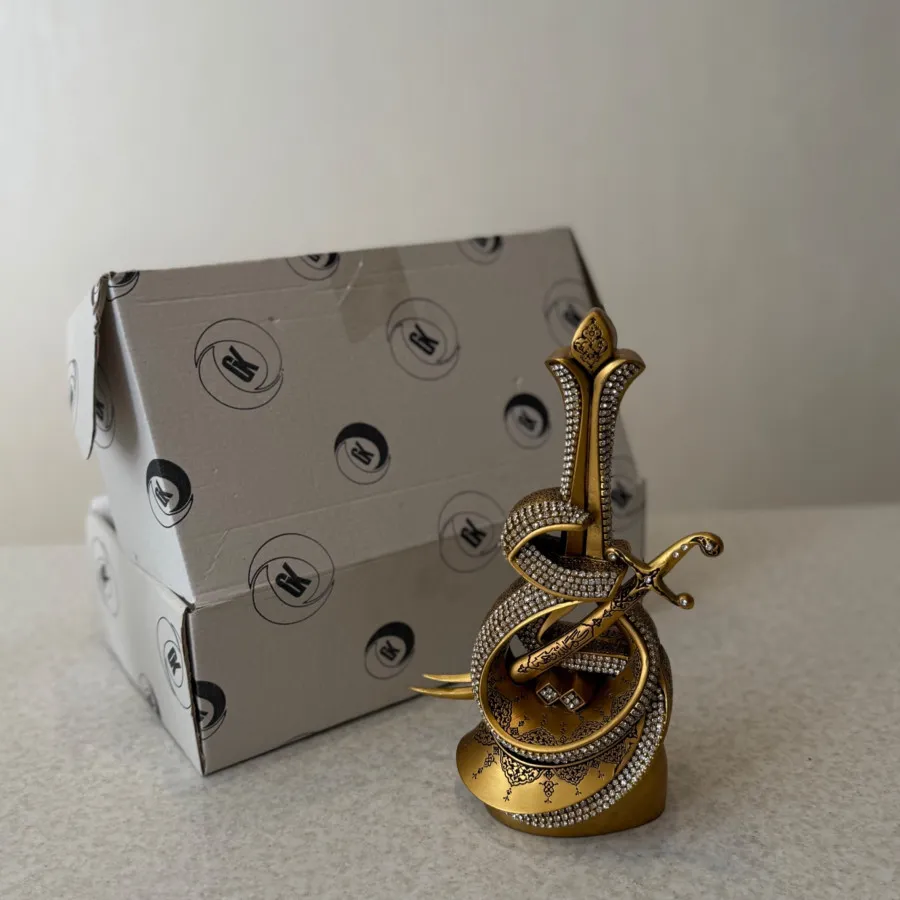 تندیس یاعلی