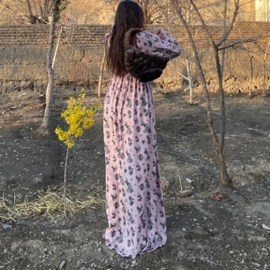 ساحلی صورتی گلگلی