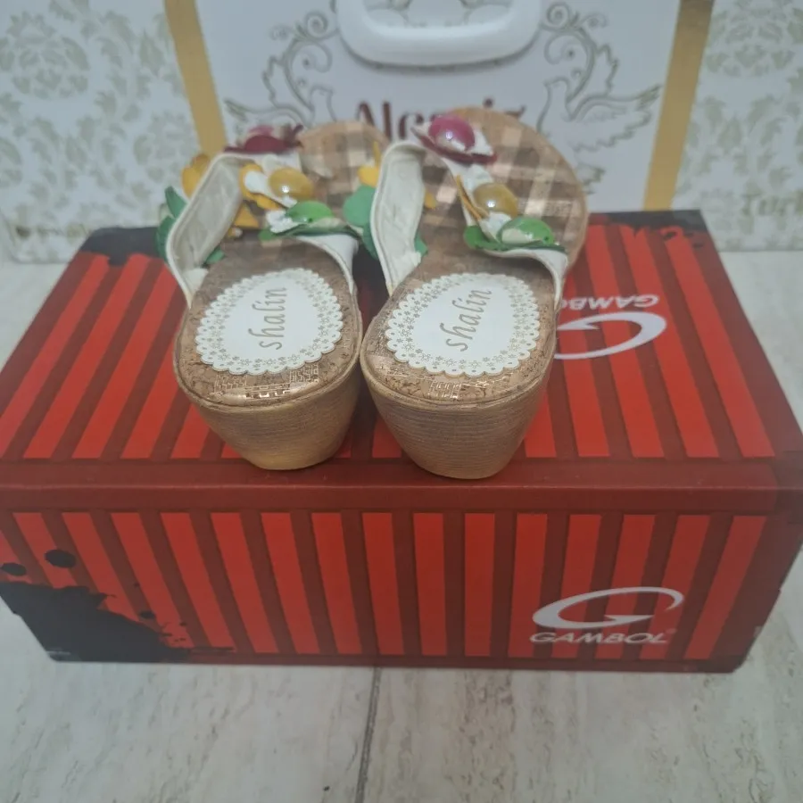 صندل لژدار
