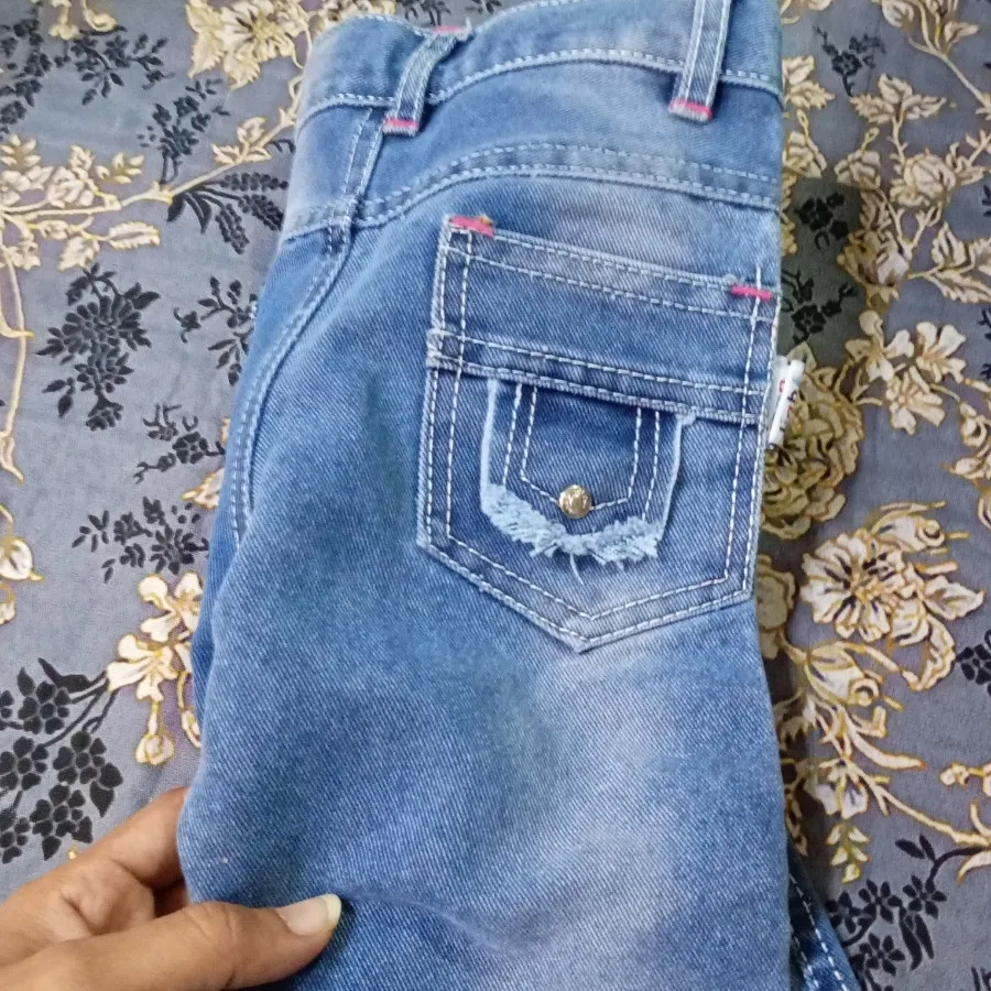 شلوار جین بچگانه