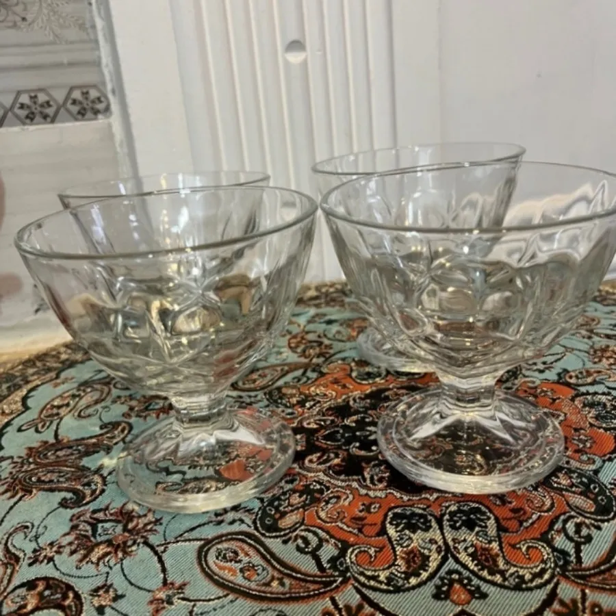 پیاله پذیرایی