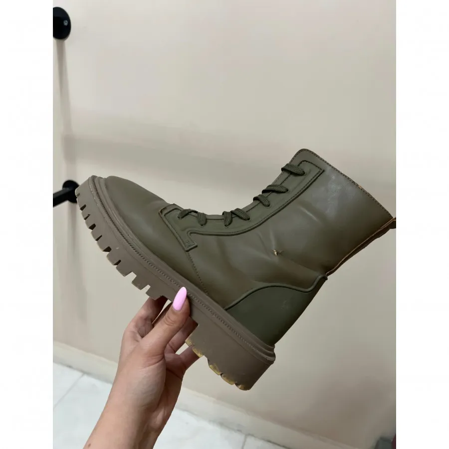 نیم بوت