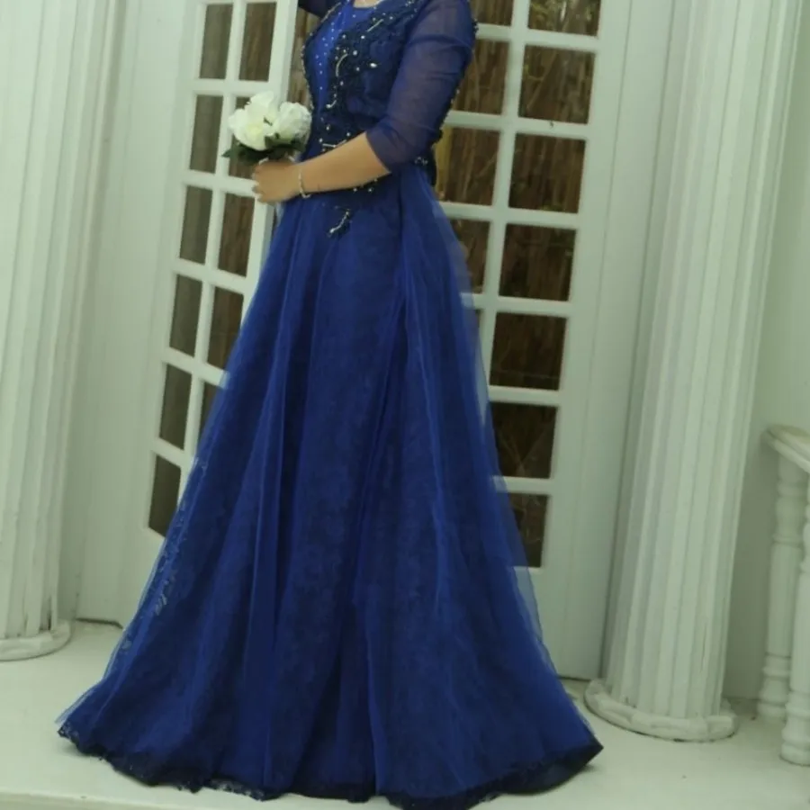 لباس مجلسی آبی کاربنی