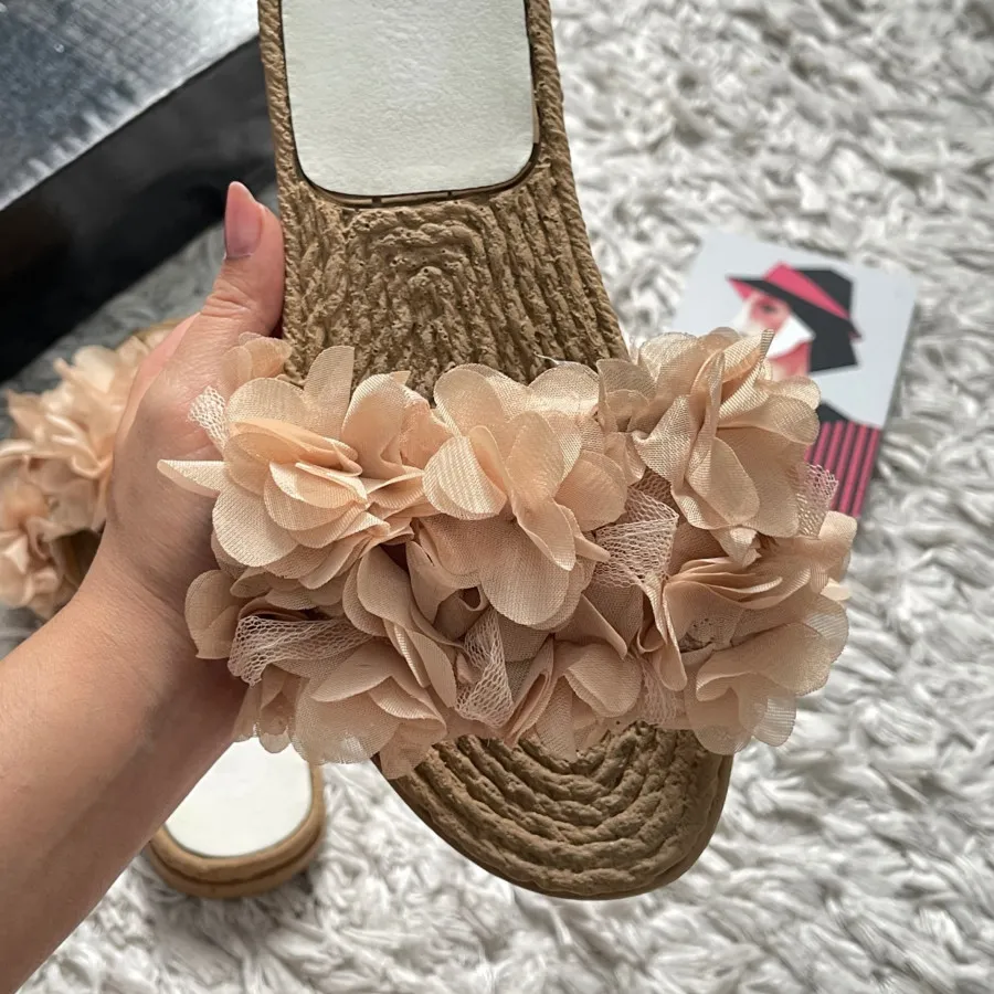 دمپایی زنانه