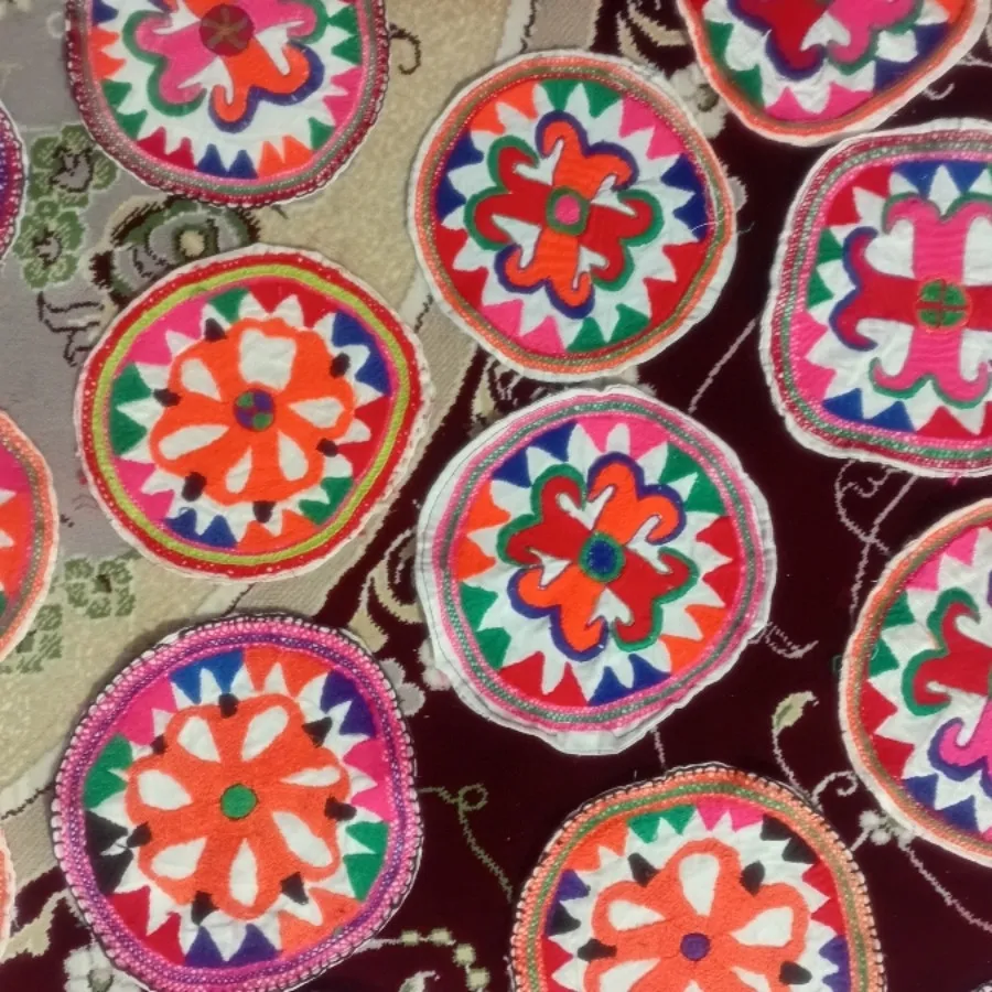 گلک سر بالش محلی دست دوز