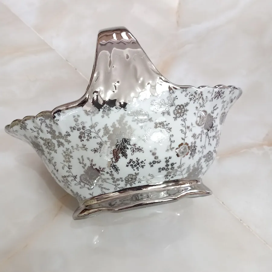 شکلات خوری