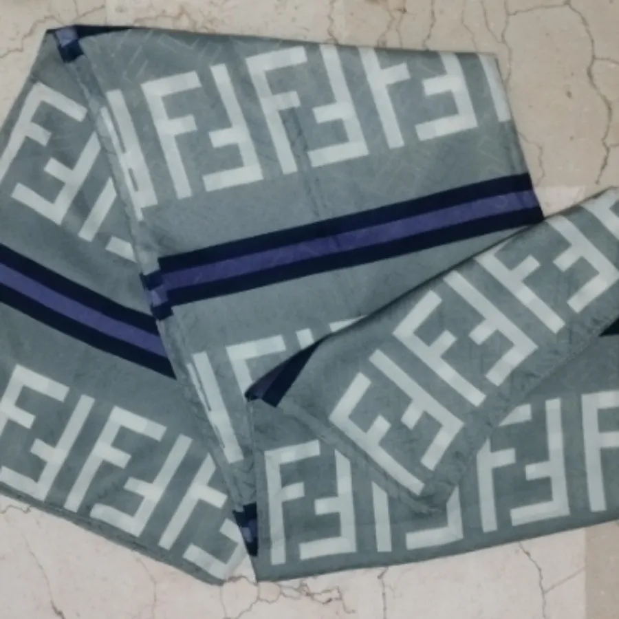 روسری قواره بزرگ
