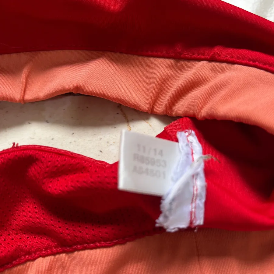 نیم تنه ورزشی reebok