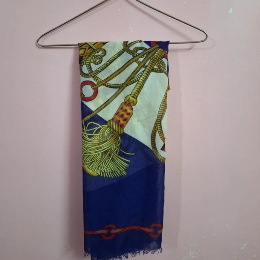 روسری طرحدار