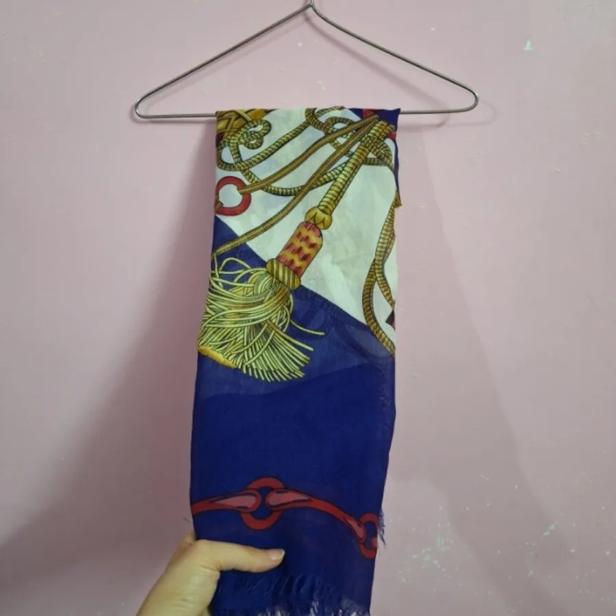 روسری طرحدار