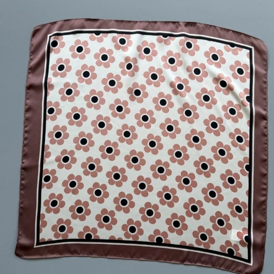 مینی اسکارف تگدار خارجی