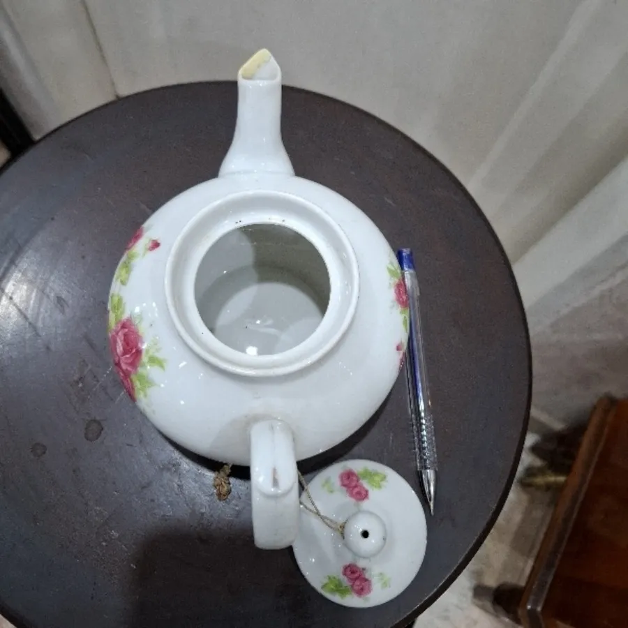قوری شلغمی گلسرخی