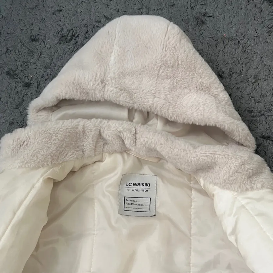 لباس گرم خز LC WAIKIKI