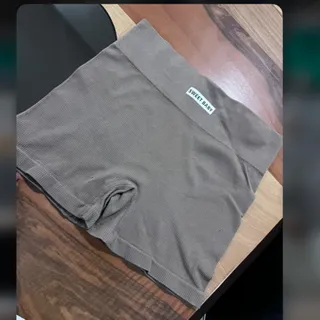 شلوارک کشی لارا